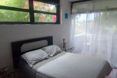 Image de Room with balcony and view