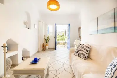 Sea and Sun beach house at Platis Gialos