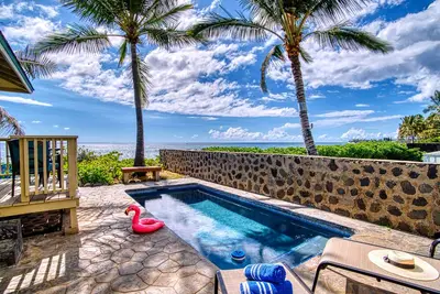 Image de Lava Rock Sunset Beach House. Unique oceanfront & pool property. Amazing views!