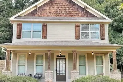 Image de The Dawg House