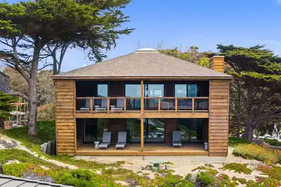Image de Oceanfront Retreat at Pajaro Dunes. Beach Access, Hot Tub, Bbq, Pool Table.