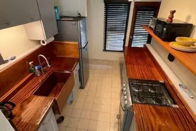 Image de Northside Condo Near Ocean, Rental Car Dependent\n\n