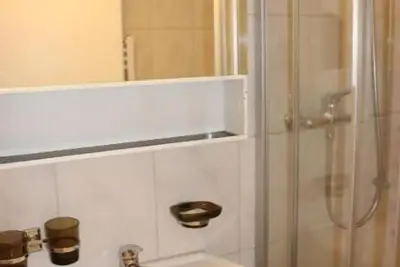 Image de Two-Bedroom Apartment