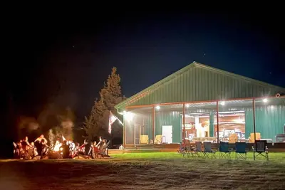 Image de 5-Star Private Lake and Cabin! ! !