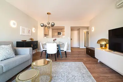 Av. da Liberdade Comfy Ap. with a Balcony