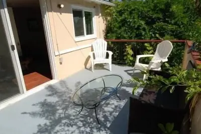 Image de Quiet Bellview Retreat Front