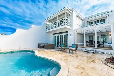 Image de Oceanfront 3br luxury Villa - Private Pool, Gate Community, no Car needed