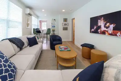 Image de Refined Coastal Living on the Bay