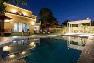 Image de Luxury Villa – Private Pool & Maid Included