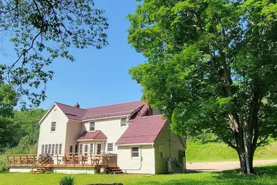 Image de The Chanting River Nest w/hottub\nSnowmobile/Atv trail across St. Pet-Friendly!