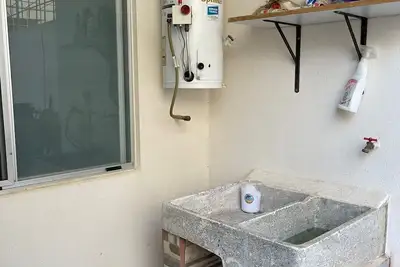 Image de Una casa en Vallarta con jardines alrededor y una alberca fuera del fracc