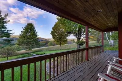 Image de Game Room/Bar, Sleeps 14 | Mountain View Estate
