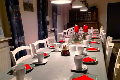 Image de Beautiful Frisian house with sauna near the North Sea Group house! Pet friendly!