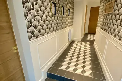 Image de Superbe appartement avec terrasse, parking gratuit puis tout Auxerre à pieds!