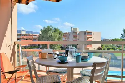 Image de Studio cosy avec terrasse, piscine, tennis, Wi-Fi - Accès direct plage - Bormes-les-Mimosas