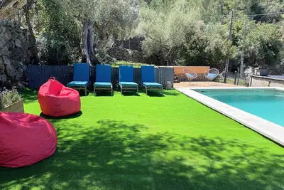 Image de Stunning 4 bedroom Villa in Deià with salt walter pool, large garden & sea view