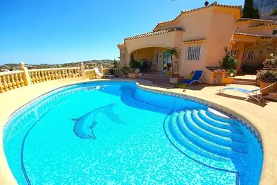 Image de Saona Villas (As Meli) : villa 4 personnes, piscine privée, climatisation