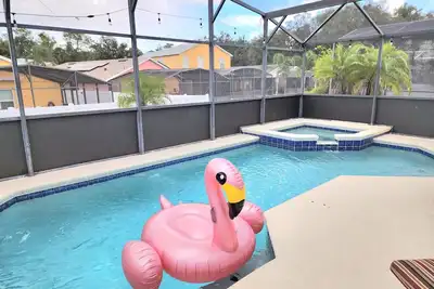 Image de Family-Friendly Disney Villa - Private Pool, Spa & Bbq - 15 Min to Disney