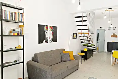 Image de Aurelio's Artpartment - \"Unconventional House\"