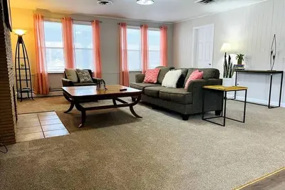 Image de Spacious Apartment Near 80/94 Close to Whiting