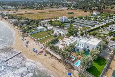 Image de Villa à Monopoli avec 5 chambres à coucher, 10 couchages