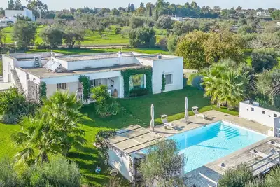 Image de Villa à Ostuni avec 3 chambres à coucher, 6 couchages