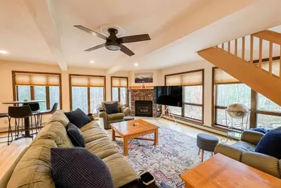 Image de The Saco Getaway | River Access | Storyland