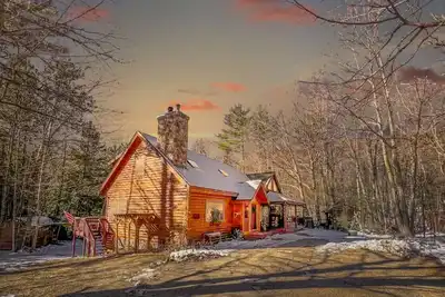 Image de Walker Mtn. House | Walk to River | 2 Main Suites