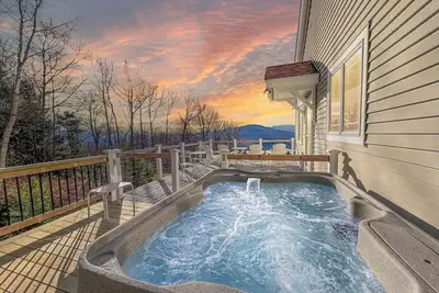 Image de The Jackson Hideaway | Incredible Views + Hot Tub