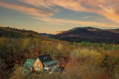 Image de The Ledges Estate | 4100 ft. ² Luxe Mountain Home