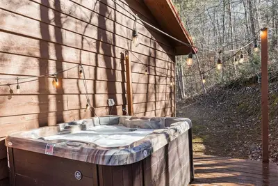 Image de Tennessee Timber Retreat - Cabin\/HotTub\/Pets\/WiFi
