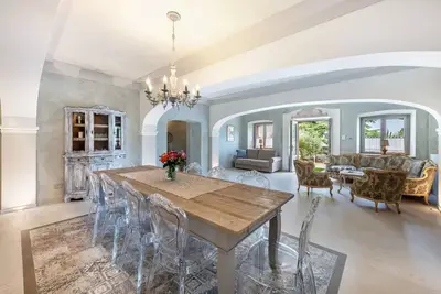 Image de Appartement 'Abaye I Champagne - Charm' avec piscine partagée, Wi-Fi et climatisation