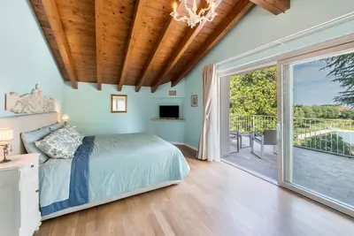 Image de Maison de vacances 'Abaye 3 Chianti Charm' avec vue sur lac, Wi-Fi et climatisation