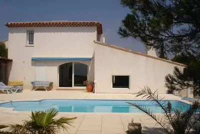 Image de Villa 'Ensues' avec vue sur mer, Wi-Fi et climatisation