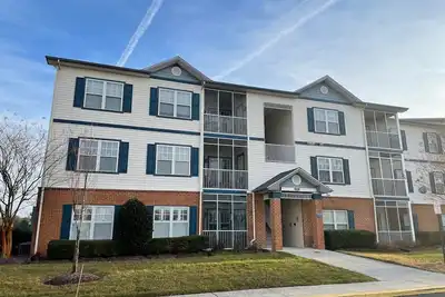 Image de Village of Five Points, pet friendly condo!