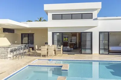 Villa idéale pour familles, plages à proximité