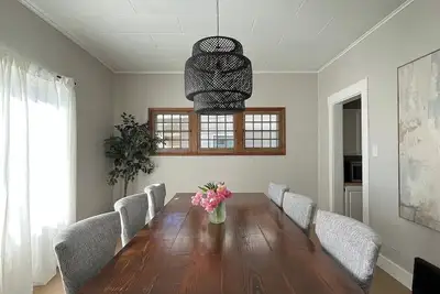 Image de Relax and Explore: 3br Bungalow near Manito Park