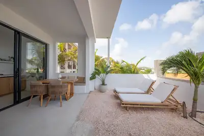Villa Noma - Luxurious Apartment - Just 5 min from the beach!