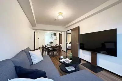 Image de Apt for 14 Ppl Great Location In a Quiet Area