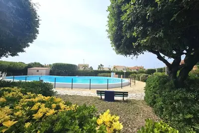 Image de Appartement 4 personnes rez-de-jardin - 100m de la plage