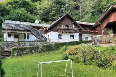 Image de Maison de vacances à Feld am See avec terrasse