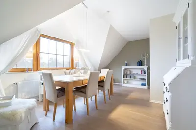 Image de 150m zu Strand, Schön am Kurpark Gelegen