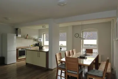 Image de Neu Saniert: Ferienwohnung Og im Ferienhaus Waldecker Auszeit in Ruhiger Lage