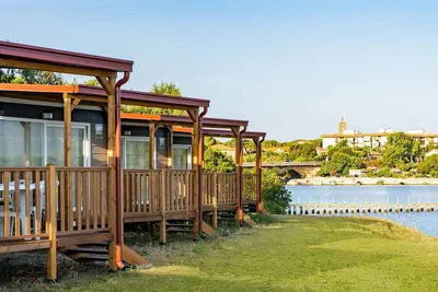 Maison mobile avec piscine