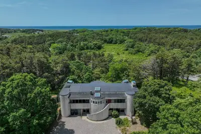 Famous Architectural Home in quiet forests of Truro
