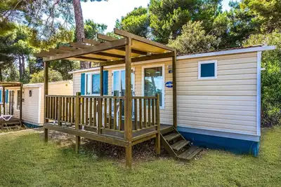 Image de Maison mobile avec véranda