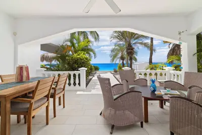 Image de Belmar Oceanfront apartment 8 a 2 bedroom /2 bathroom ensuite de luxe apartment