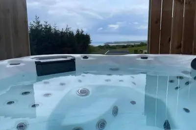 Image de Maison de charme vue mer et calme assuré! Jacuzzy