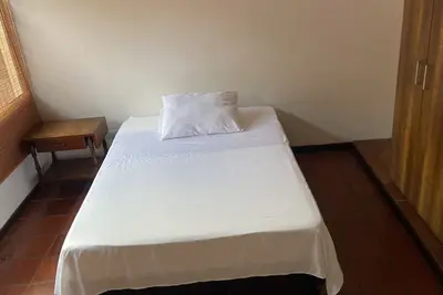 Image de Comfortable and stylish Country Casita with a creek and a pool and lots of trees