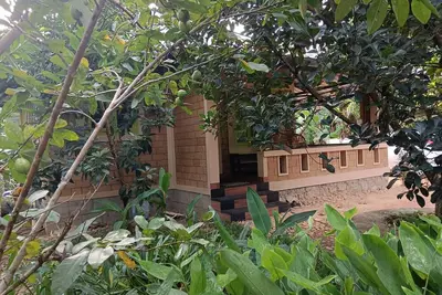 Image de A tranquil, riverside earthen home for a comfortable and peaceful stay